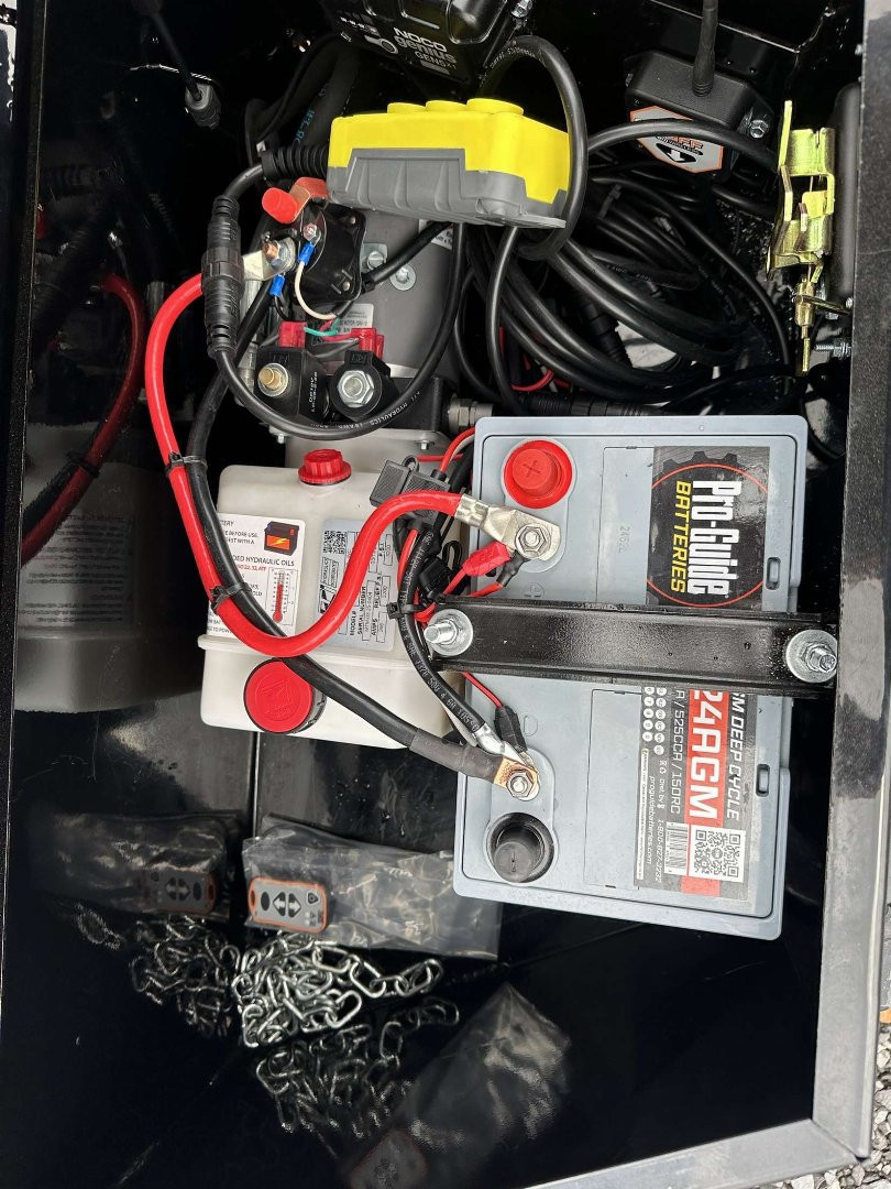 New 2025 MAXXD 60"x10' 10k Dump Trailer