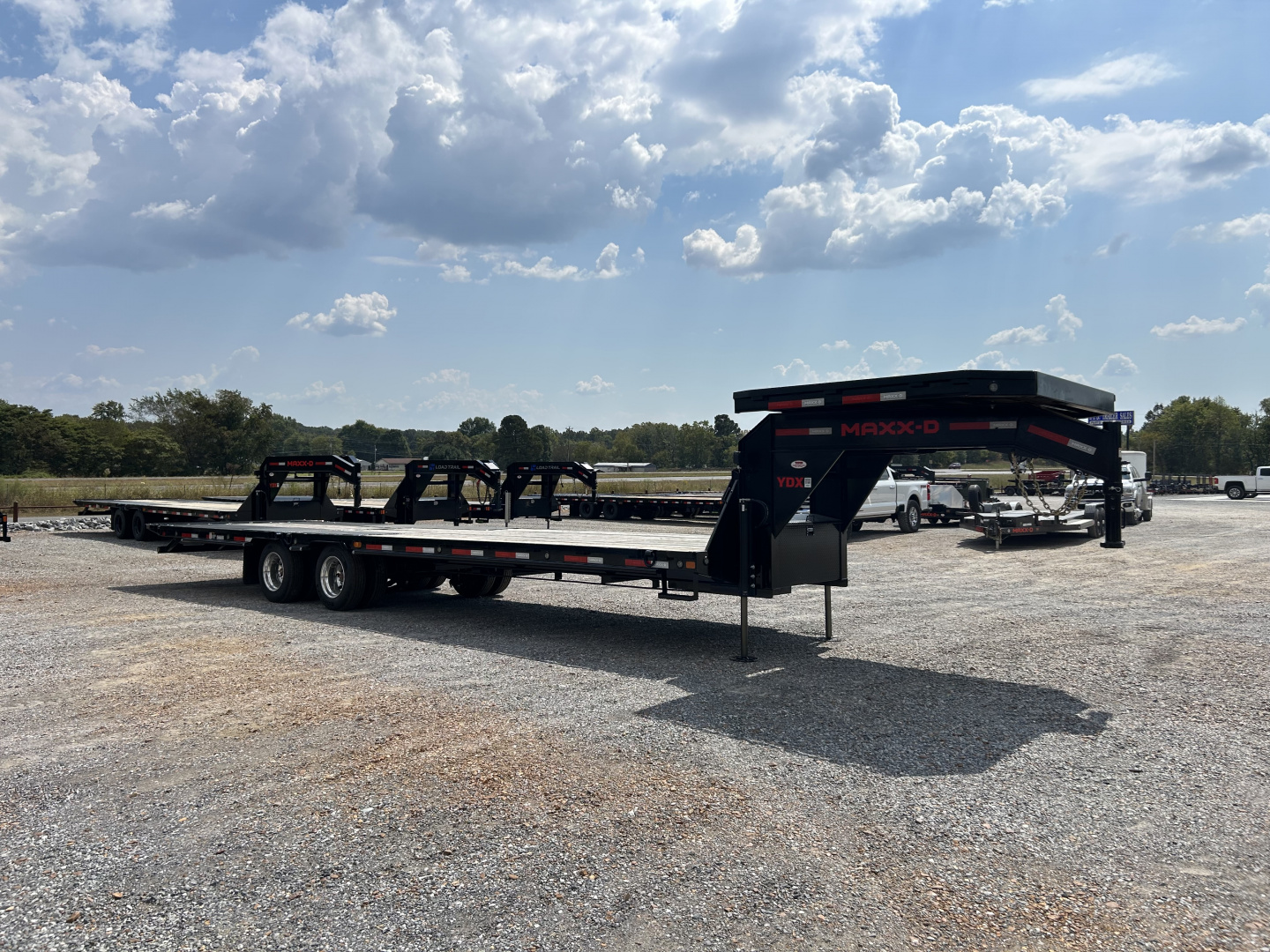 New 2025 MAXXD Gooseneck Trailer | 32' x 102' 30K GVWR