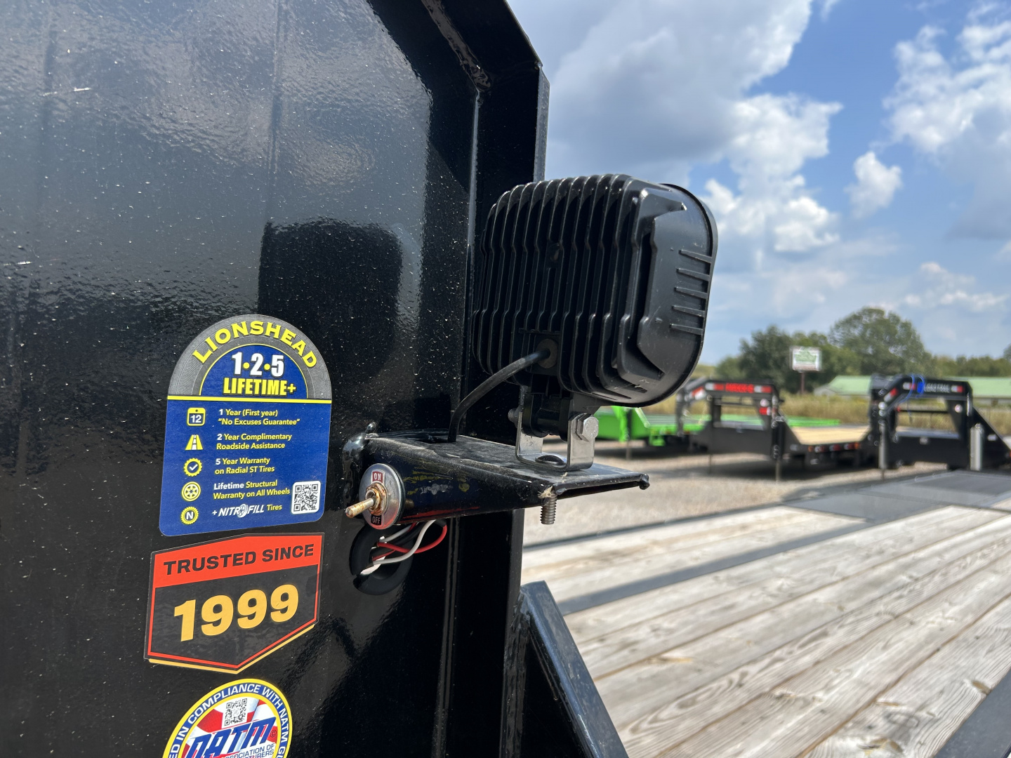 New 2025 MAXXD Gooseneck Trailer | 32' x 102' 30K GVWR