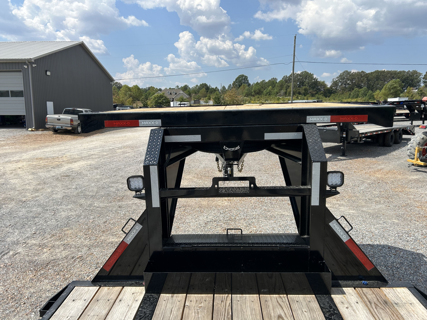 New 2025 MAXXD Gooseneck Trailer | 32' x 102' 30K GVWR