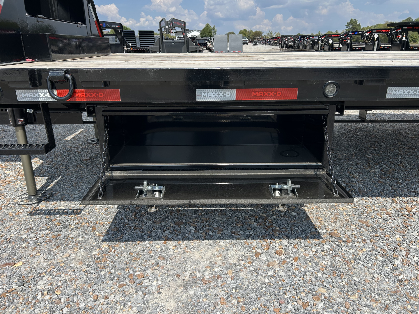 New 2025 MAXXD Gooseneck Trailer | 32' x 102' 30K GVWR
