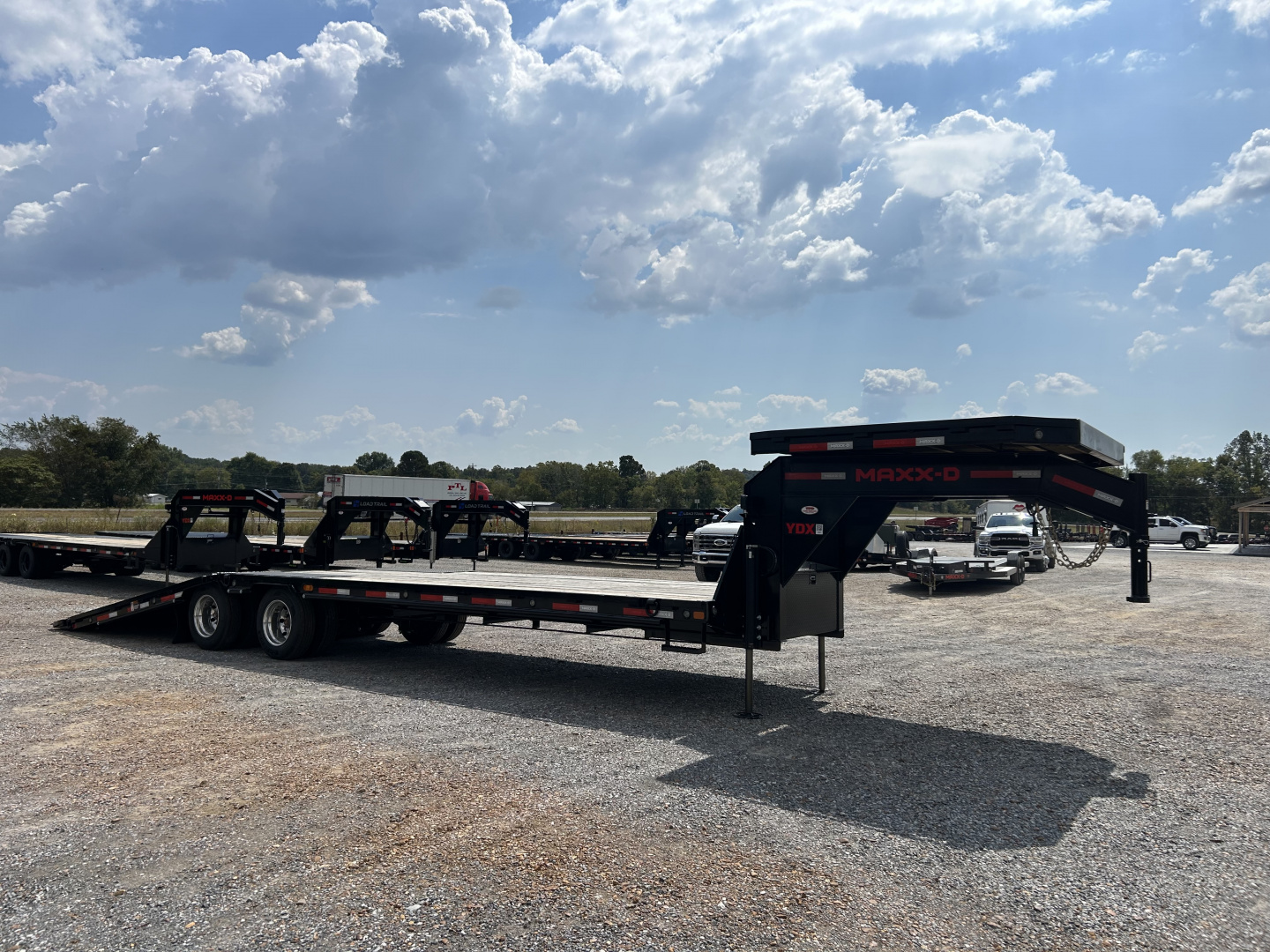 New 2025 MAXXD Gooseneck Trailer | 32' x 102' 30K GVWR