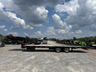 New 2025 MAXXD Gooseneck Trailer | 32' x 102' 30K GVWR