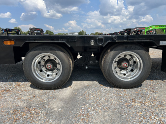 New 2025 MAXXD Gooseneck Trailer | 32' x 102' 30K GVWR