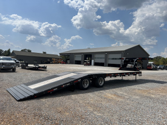 New 2025 MAXXD Gooseneck Trailer | 32' x 102' 30K GVWR