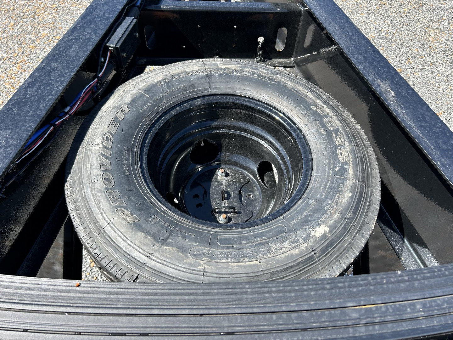 Used 2022 Load Trail 102"X34' 24K Hyd Dove Gooseneck Trailer