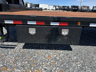 Used 2022 Load Trail 102"X34' 24K Hyd Dove Gooseneck Trailer