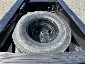 Used 2022 Load Trail 102"X34' 24K Hyd Dove Gooseneck Trailer