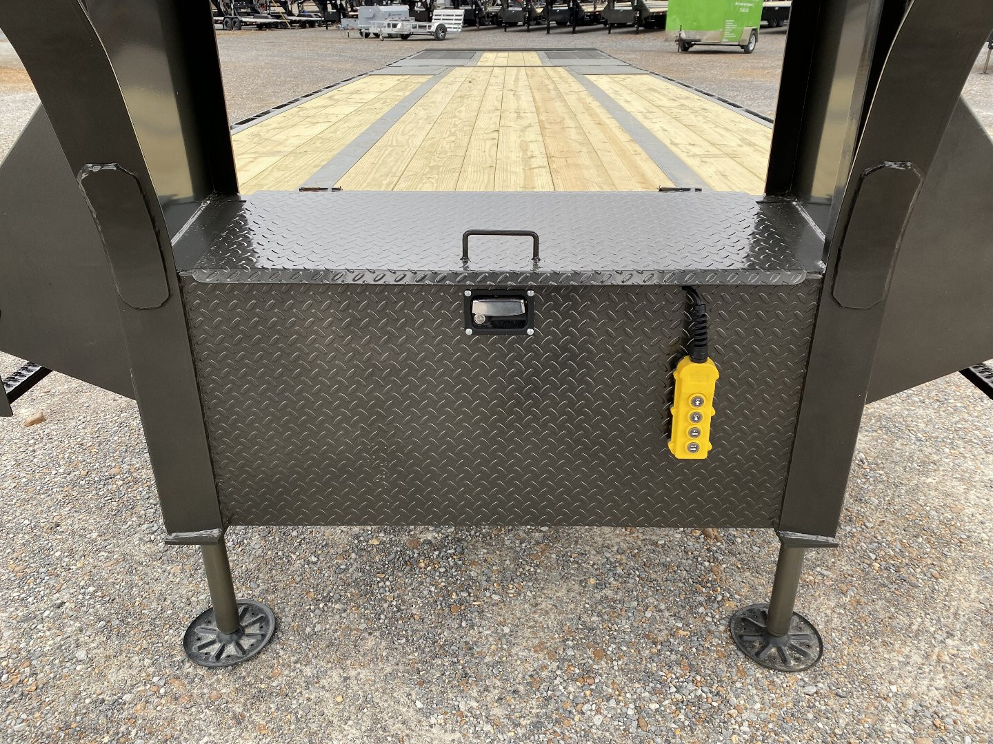 New 2025 MAXXD Gooseneck Trailer | 102" x 34' 40K GVWR