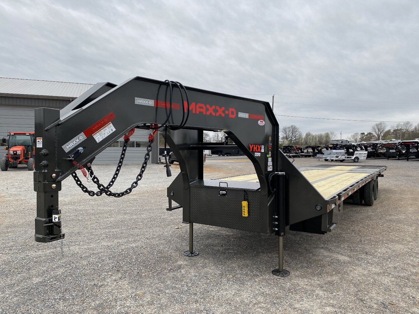 New 2025 MAXXD Gooseneck Trailer | 102" x 34' 40K GVWR