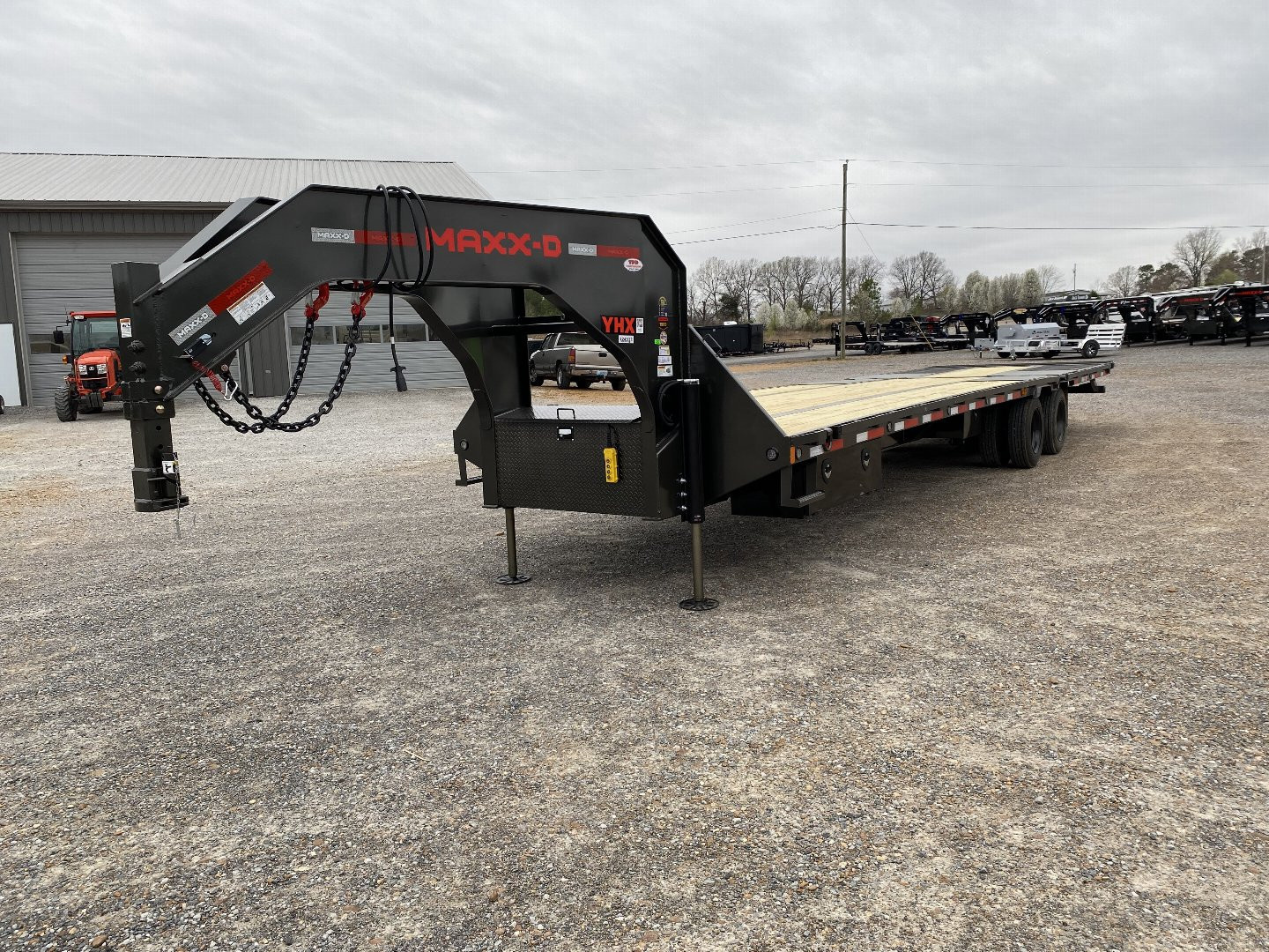 New 2025 MAXXD Gooseneck Trailer | 102" x 34' 40K GVWR