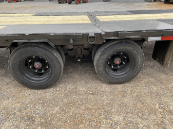 New 2025 MAXXD Gooseneck Trailer | 102" x 34' 40K GVWR