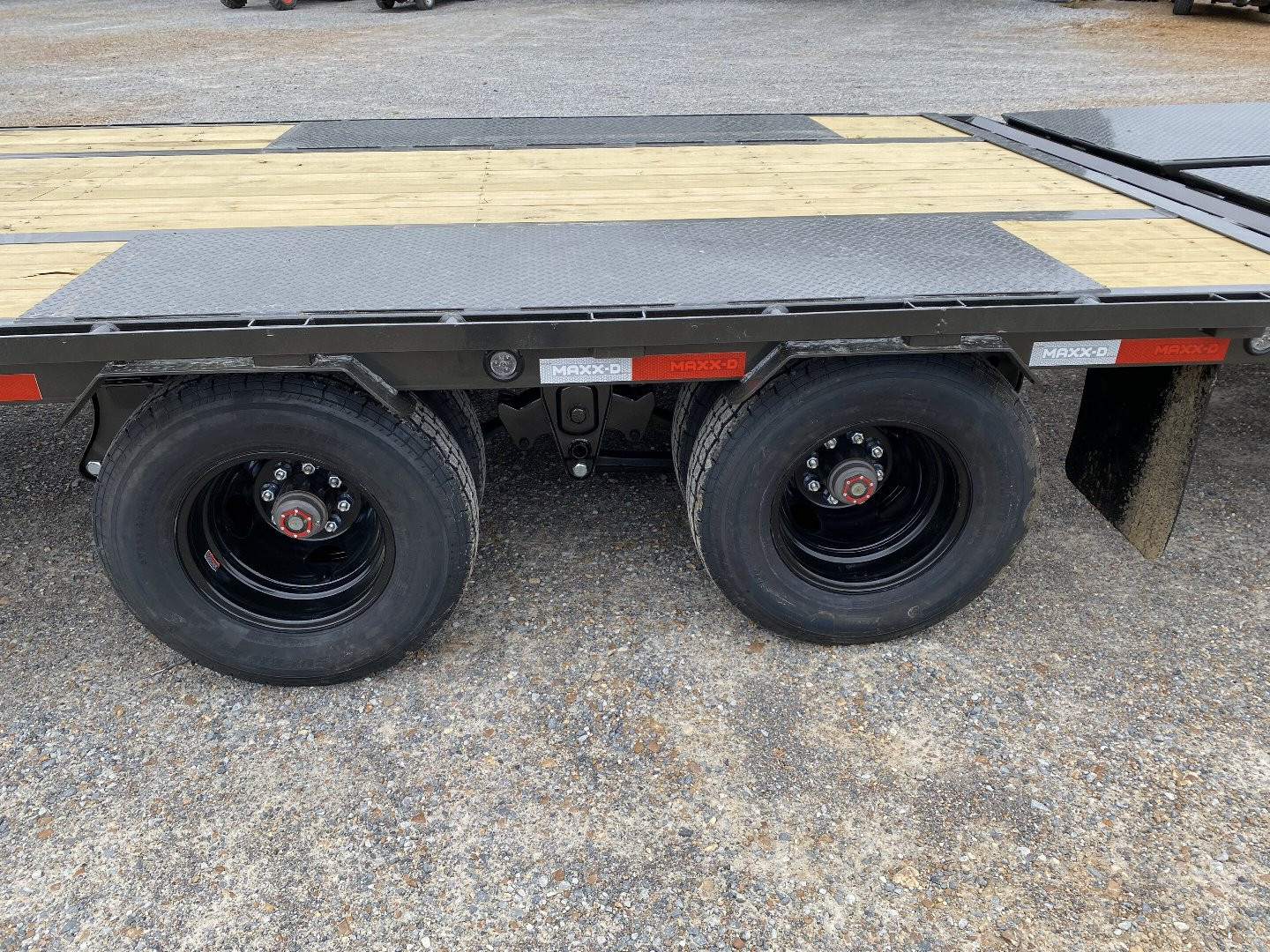 New 2025 MAXXD Gooseneck Flatbed Trailer | 102" x 30' 25.9K GVWR