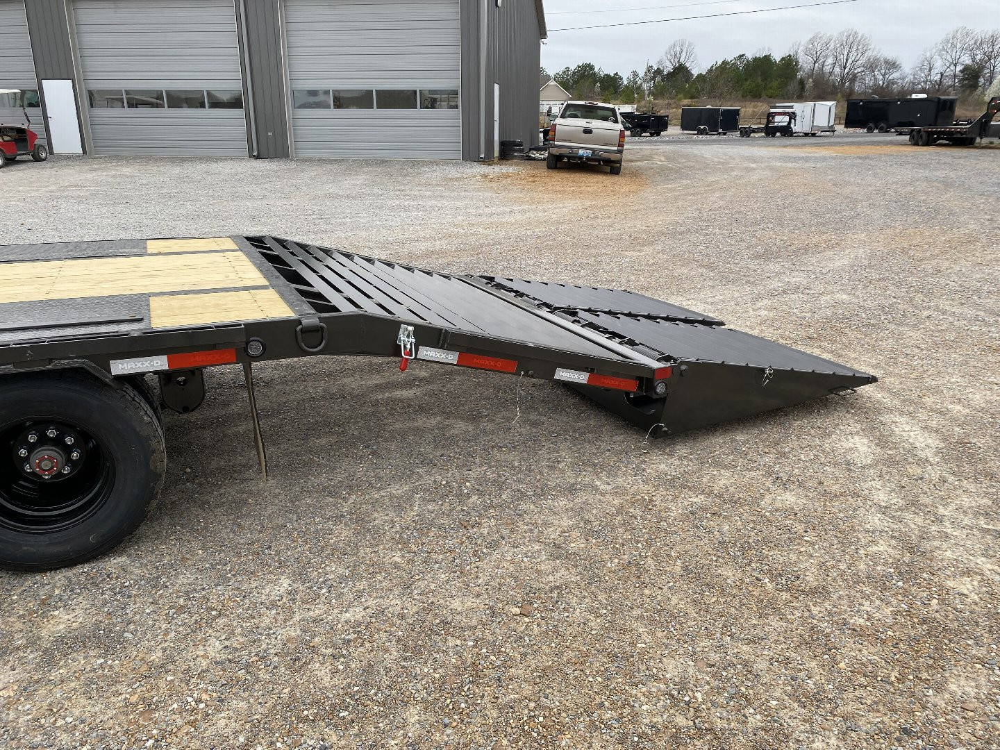 New 2025 MAXXD Gooseneck Flatbed Trailer | 102" x 30' 25.9K GVWR