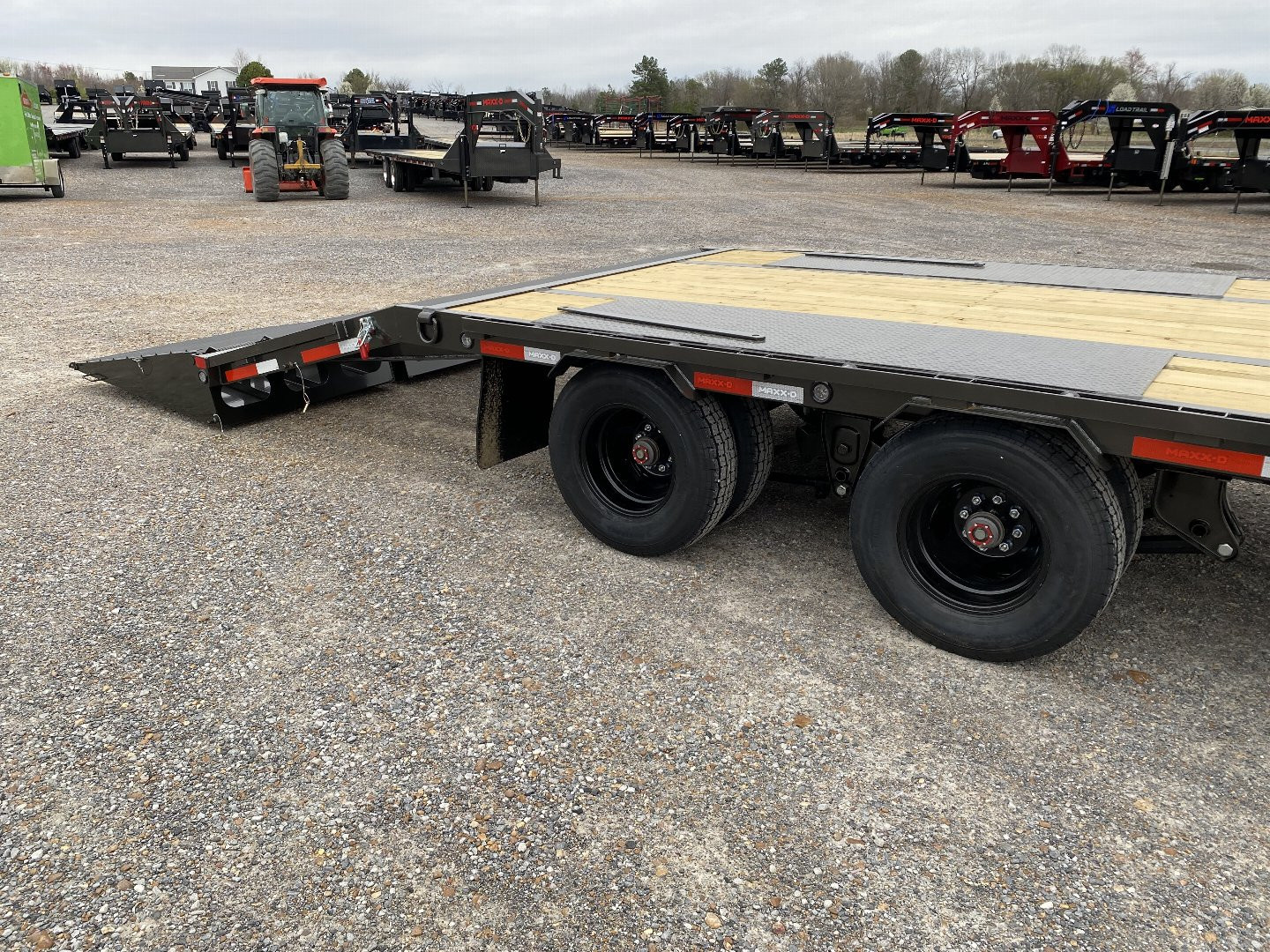 New 2025 MAXXD Gooseneck Flatbed Trailer | 102" x 30' 25.9K GVWR