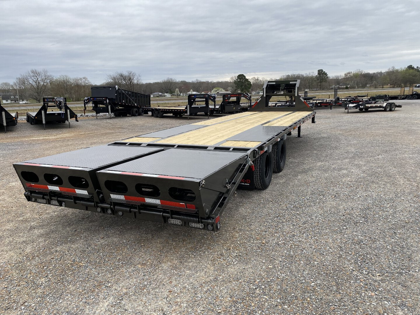 New 2025 MAXXD Gooseneck Flatbed Trailer | 102" x 30' 25.9K GVWR