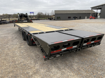 New 2025 MAXXD Gooseneck Flatbed Trailer | 102" x 30' 25.9K GVWR