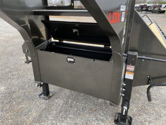 New 2025 MAXXD 102"X30' 22.5K Gooseneck Flatbed Trailer *ENGINEERED FRAME*