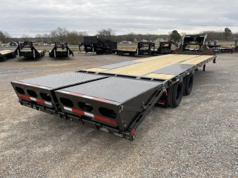 New 2025 MAXXD 102"X30' 22.5K Gooseneck Flatbed Trailer *ENGINEERED FRAME*