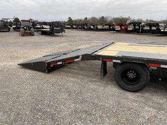 New 2025 MAXXD 102"X30' 22.5K Gooseneck Flatbed Trailer *ENGINEERED FRAME*