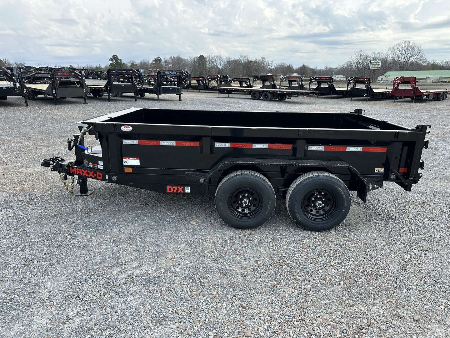 New 2025 MAXXD 72"x12' 10k Dump Trailer