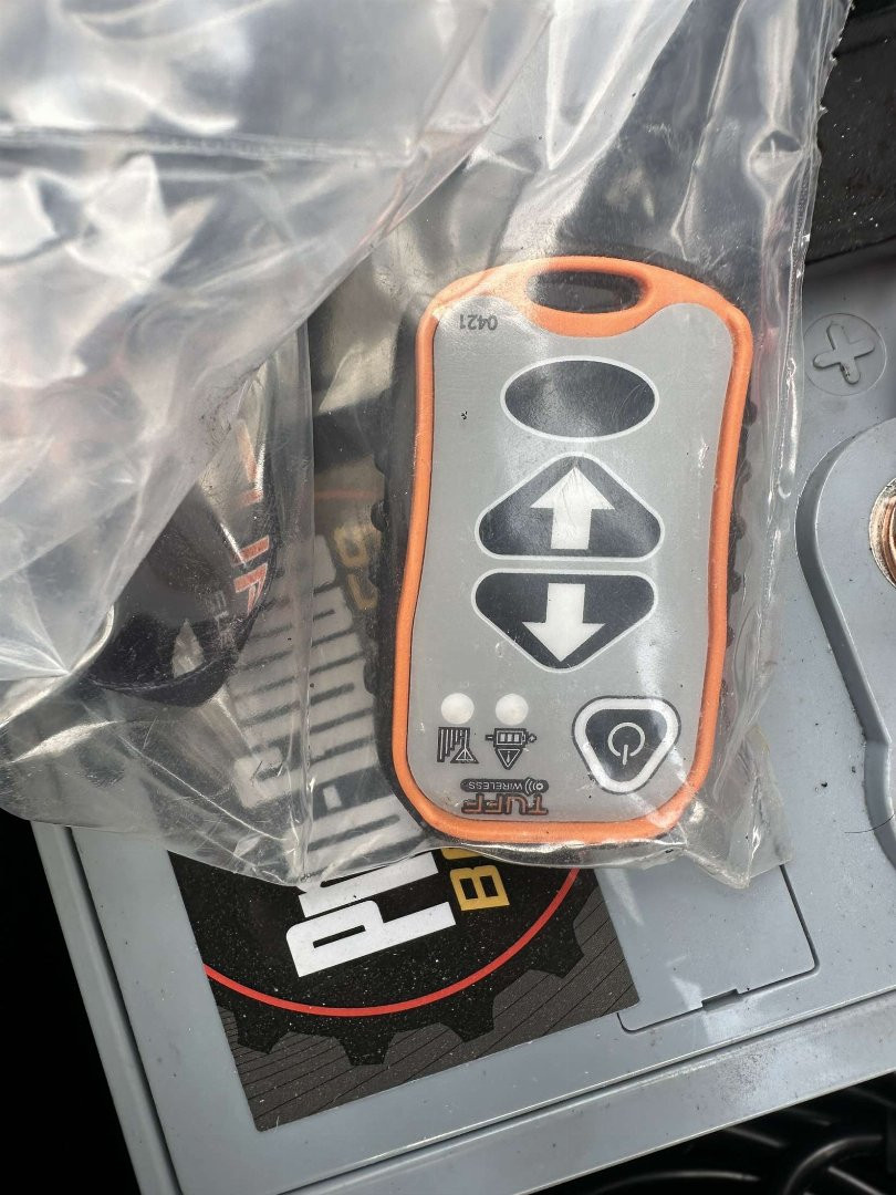 New 2025 MAXXD 72"x12' 10k Dump Trailer