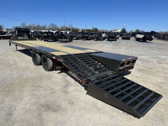 New 2025 MAXXD 102"X32' 25.9K Gooseneck Flatbed Trailer *ENGINEERED FRAME*