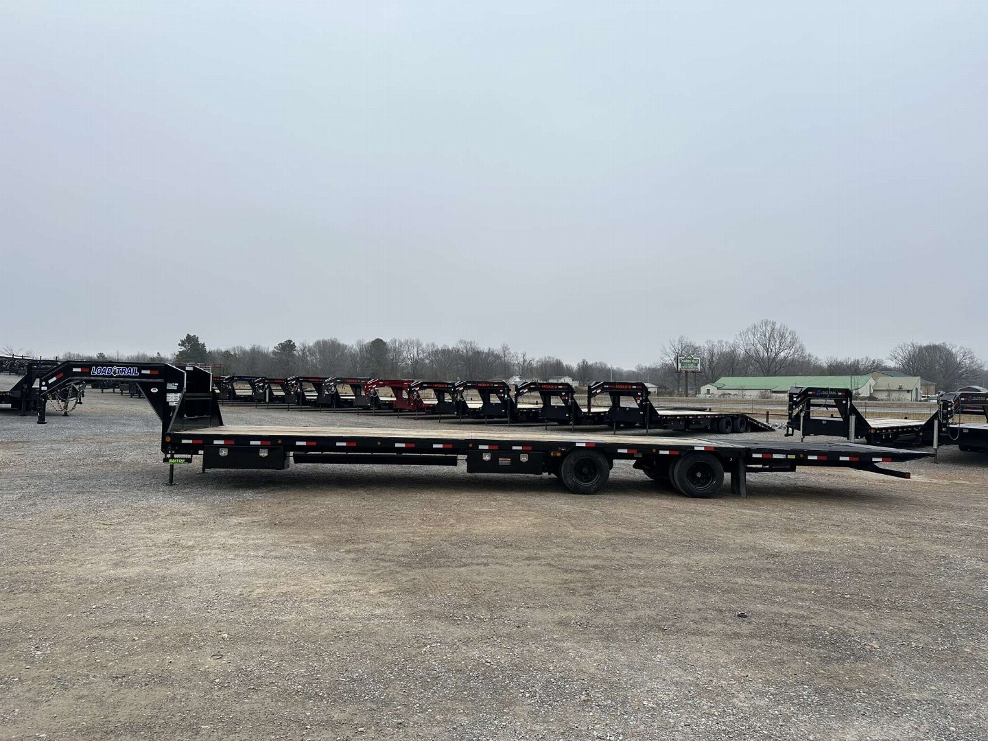 Used 2023 Load Trail 102"X40' 30K Hyd Dove Gooseneck Trailer