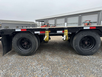 Used 2023 Load Trail 102"X40' 30K Hyd Dove Gooseneck Trailer