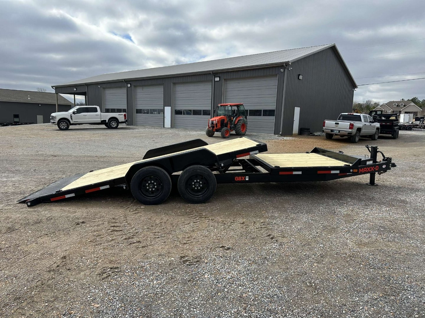 New 2025 MAXXD 83" X 22' 17.5K Tilt Equipment Trailer