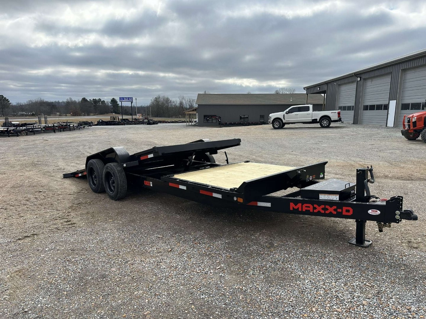New 2025 MAXXD 83" X 22' 17.5K Tilt Equipment Trailer