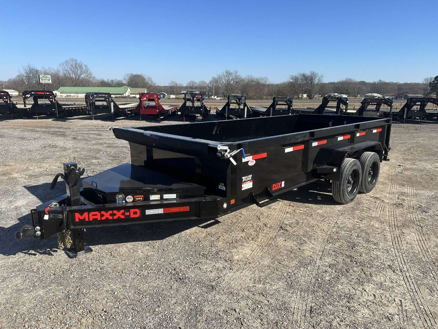 New 2025 MAXXD 83"x16' 17.5k Dump Trailer