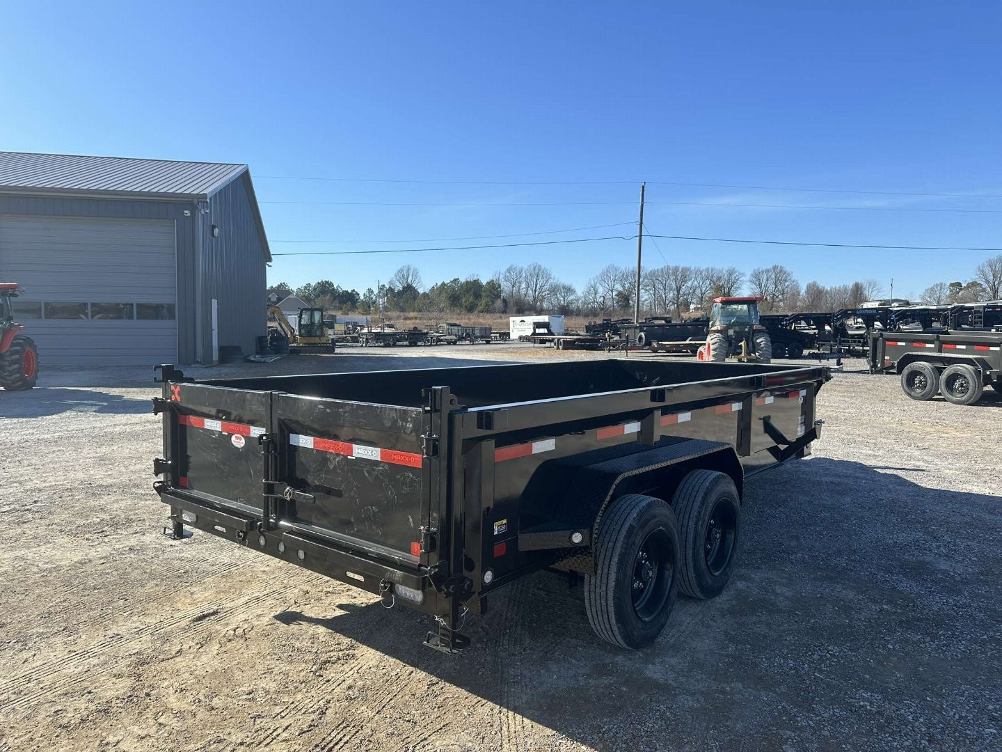 New 2025 MAXXD 83"x16' 17.5k Dump Trailer
