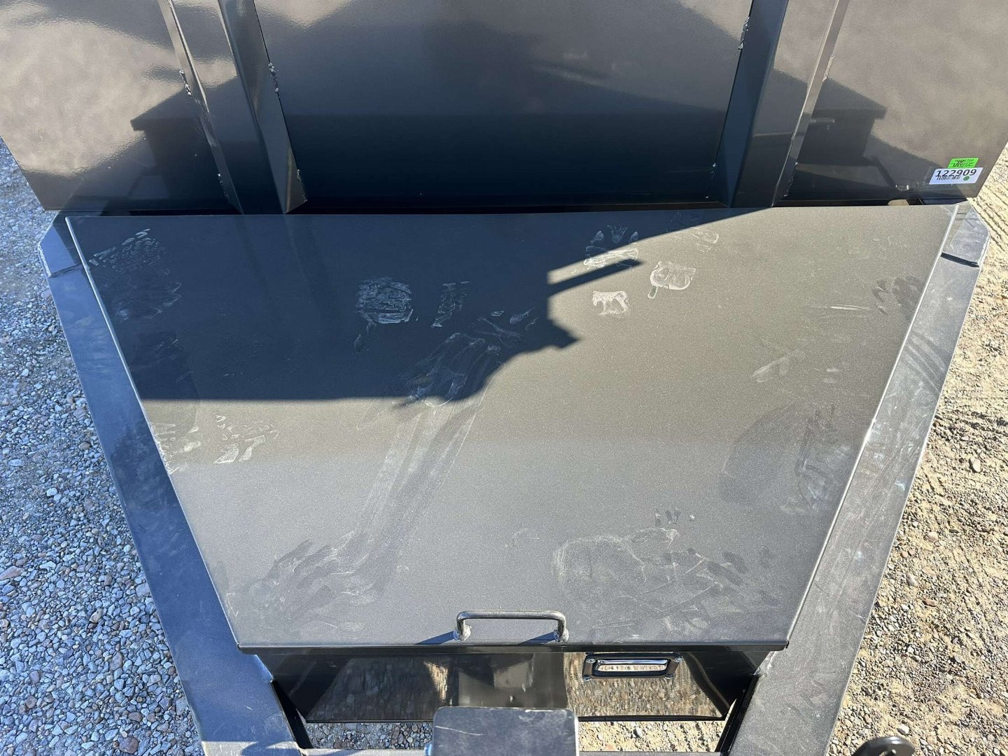 New 2025 MAXXD 83"x14' 17.5k Dump Trailer