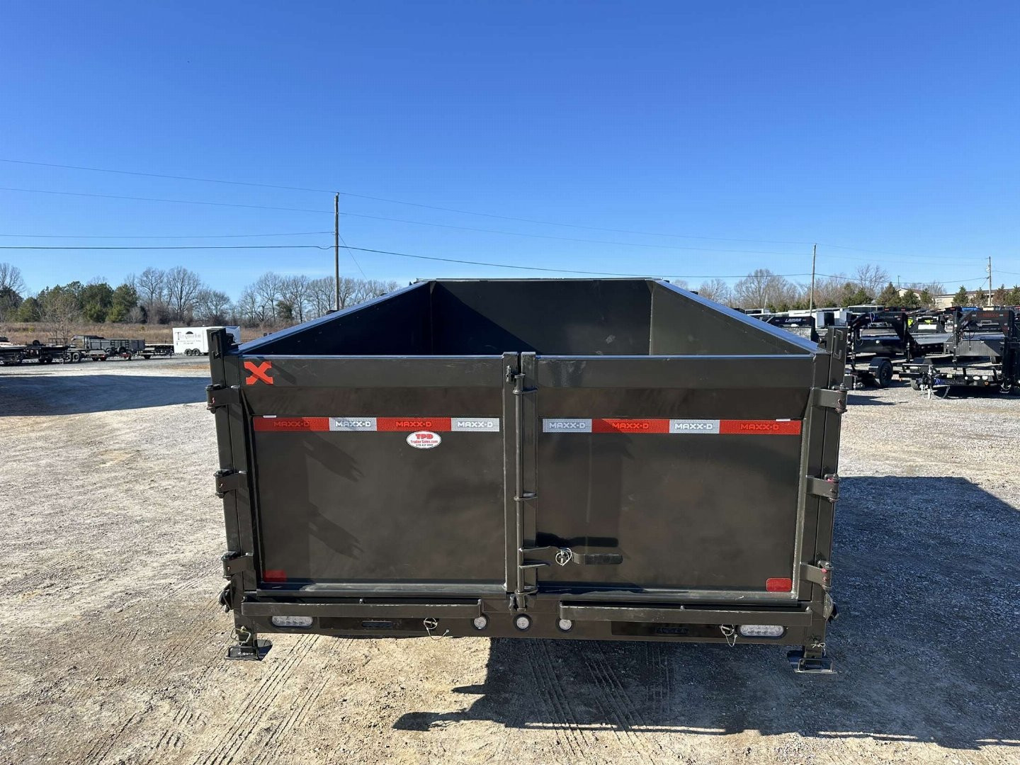 New 2025 MAXXD 83"x14' 17.5k Dump Trailer
