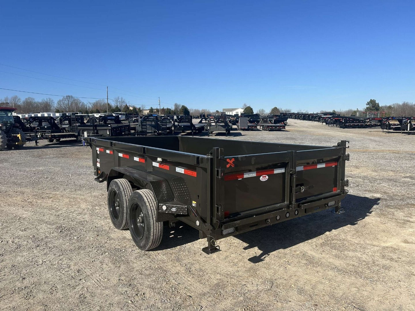 New 2025 MAXXD 83"x14' 17.5k Dump Trailer