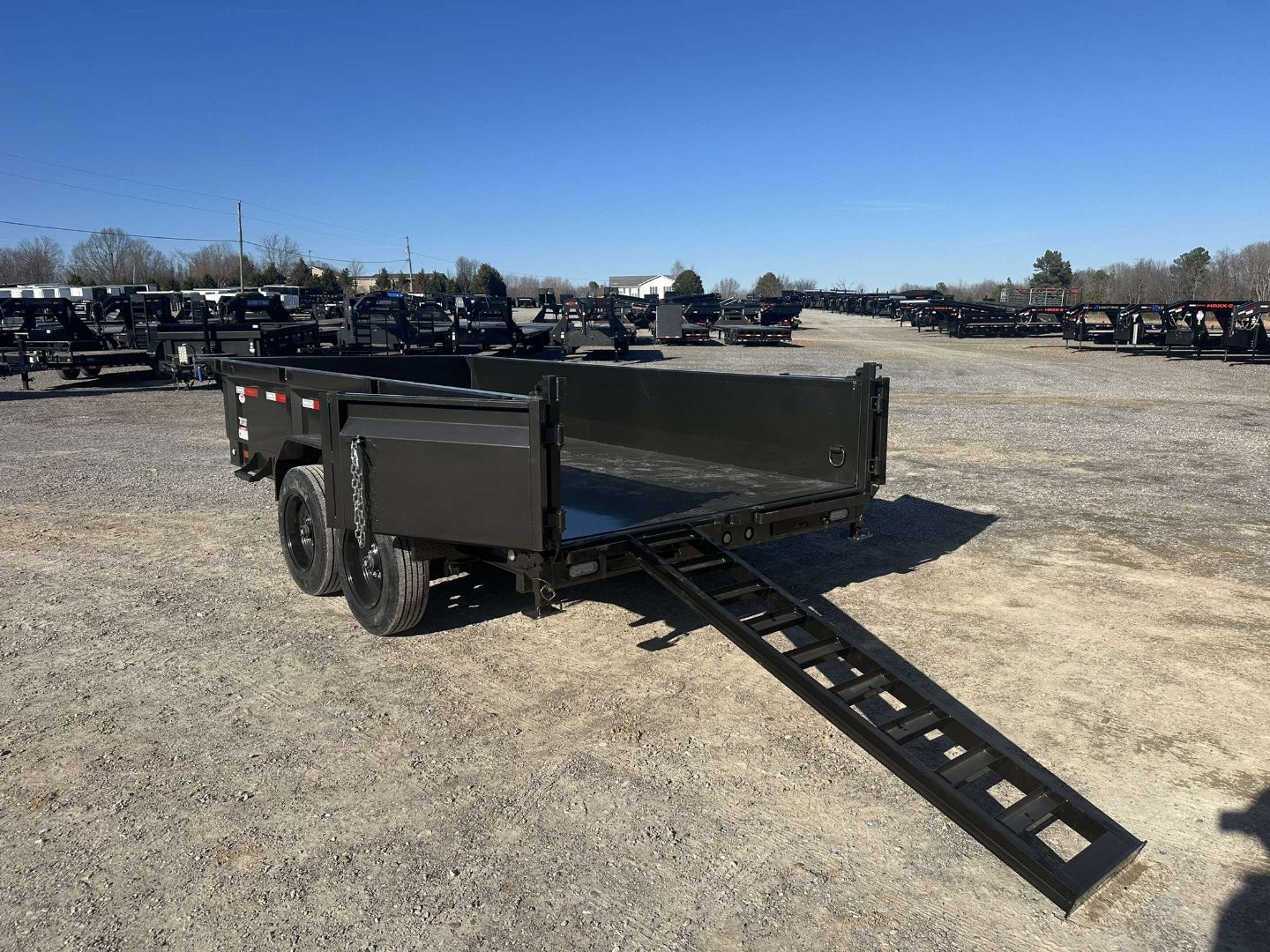 New 2025 MAXXD 83"x14' 17.5k Dump Trailer