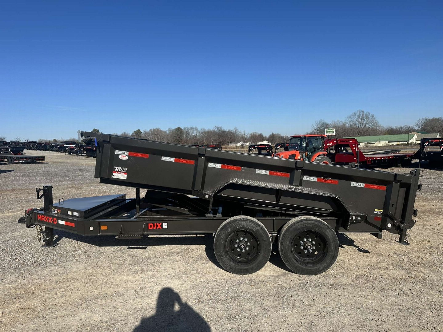 New 2025 MAXXD 83"x14' 17.5k Dump Trailer