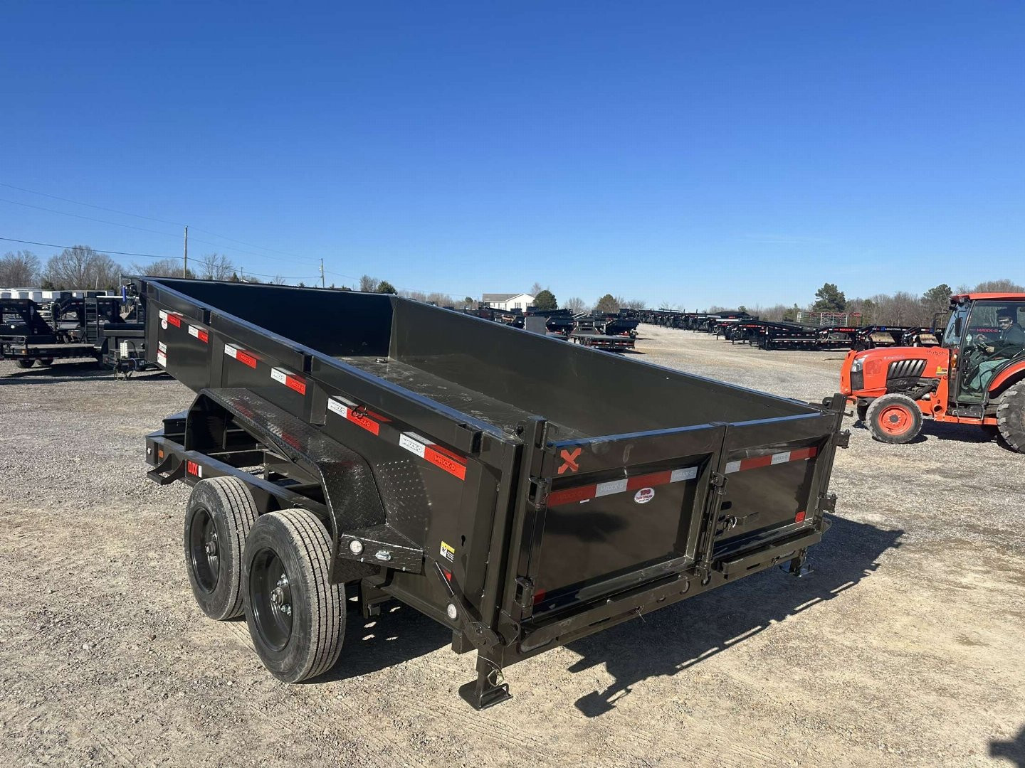 New 2025 MAXXD 83"x14' 17.5k Dump Trailer