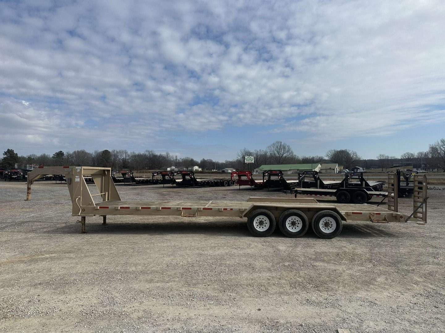 Used 2013 Dell Rapids Custom 83"x30' 21k Gooseneck Equipment Trailer
