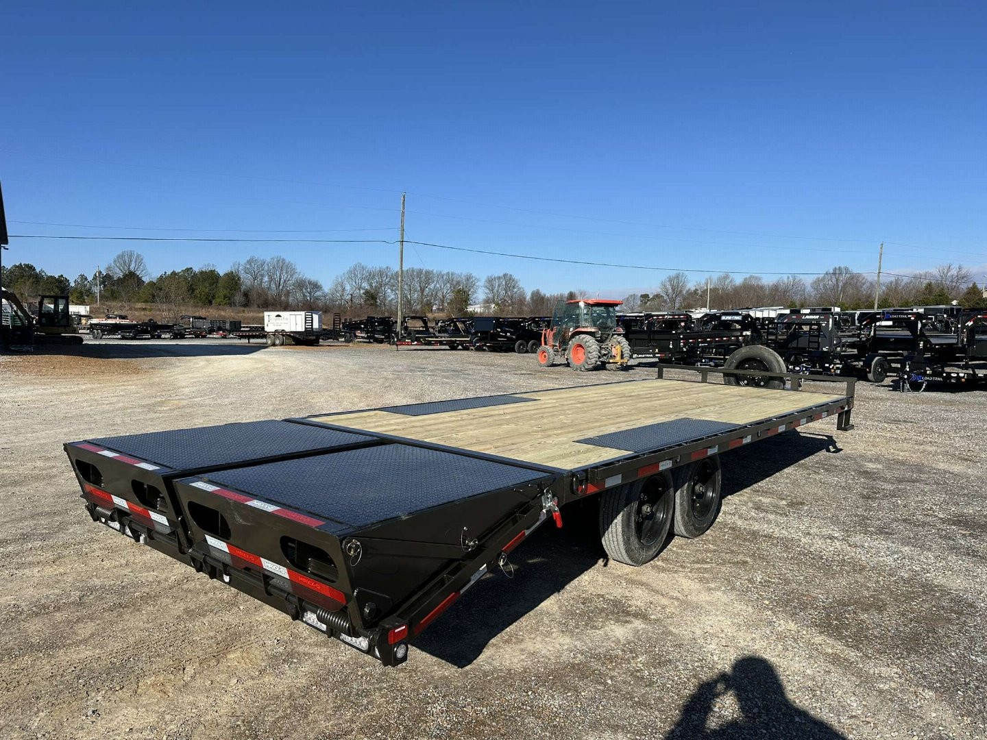New 2025 MAXXD 102"X24' 17.5K Flatbed Trailer