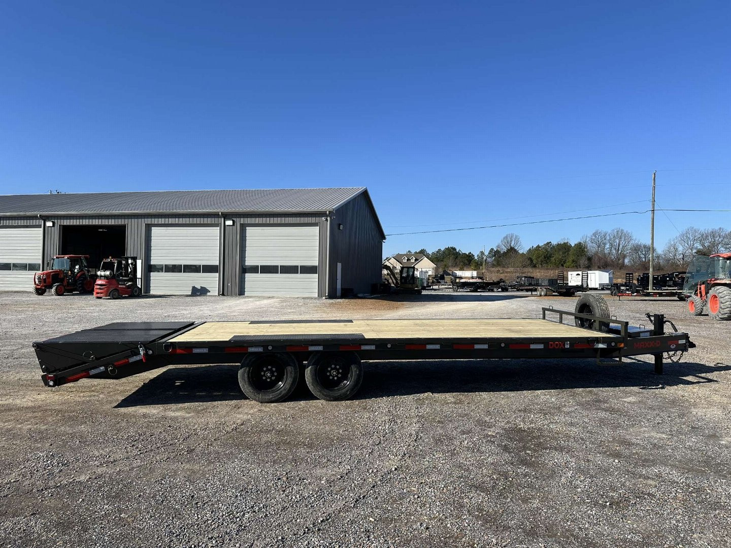 New 2025 MAXXD 102"X24' 17.5K Flatbed Trailer