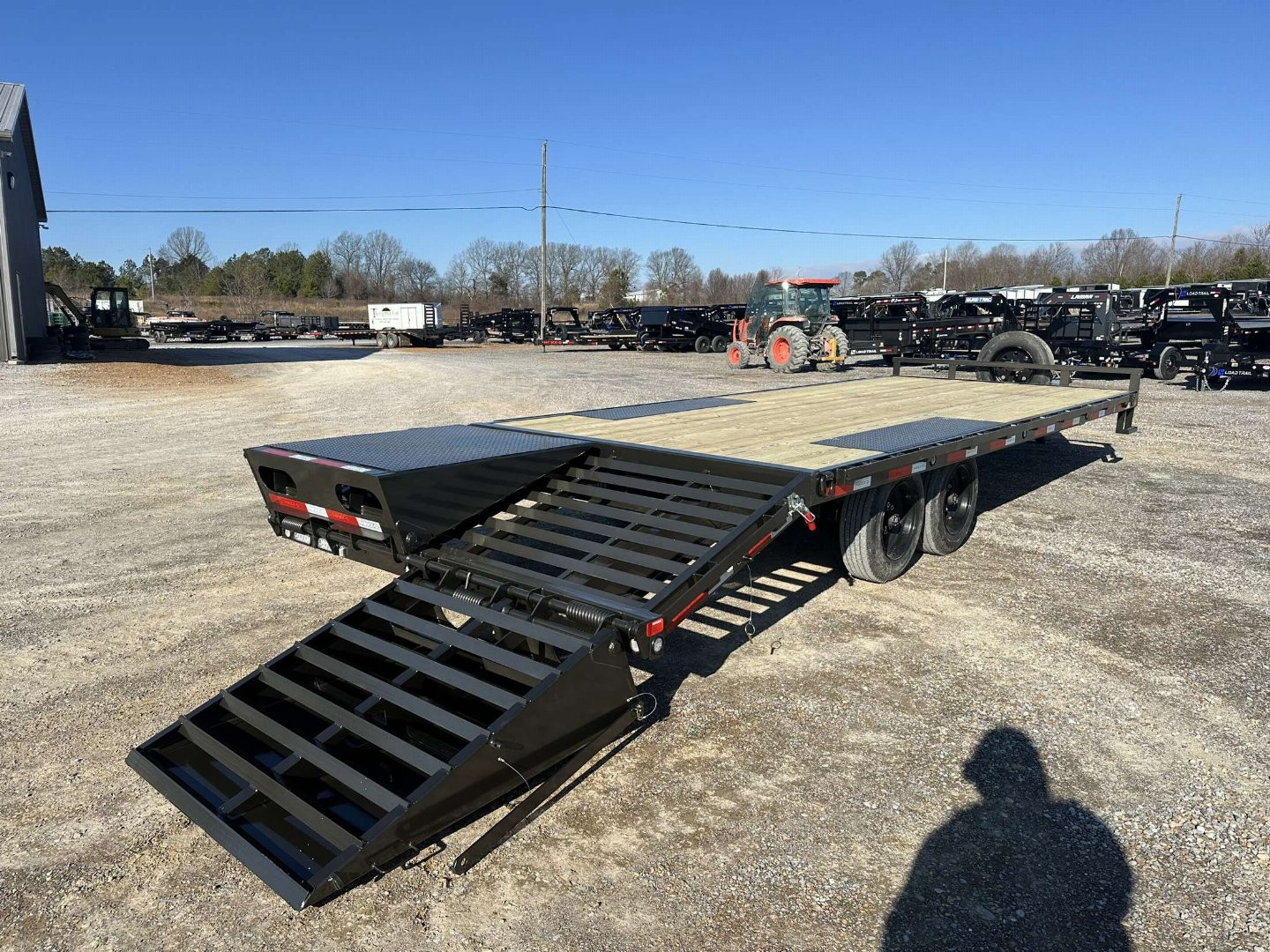New 2025 MAXXD 102"X24' 17.5K Flatbed Trailer