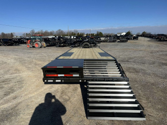 New 2025 MAXXD 102"X24' 17.5K Flatbed Trailer