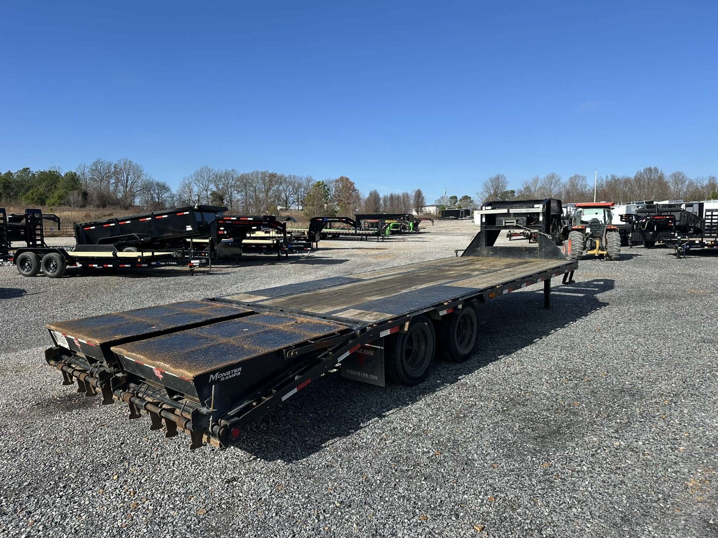 Used 2021 102"x25' PJ 22k Gooseneck Flatbed Trailer