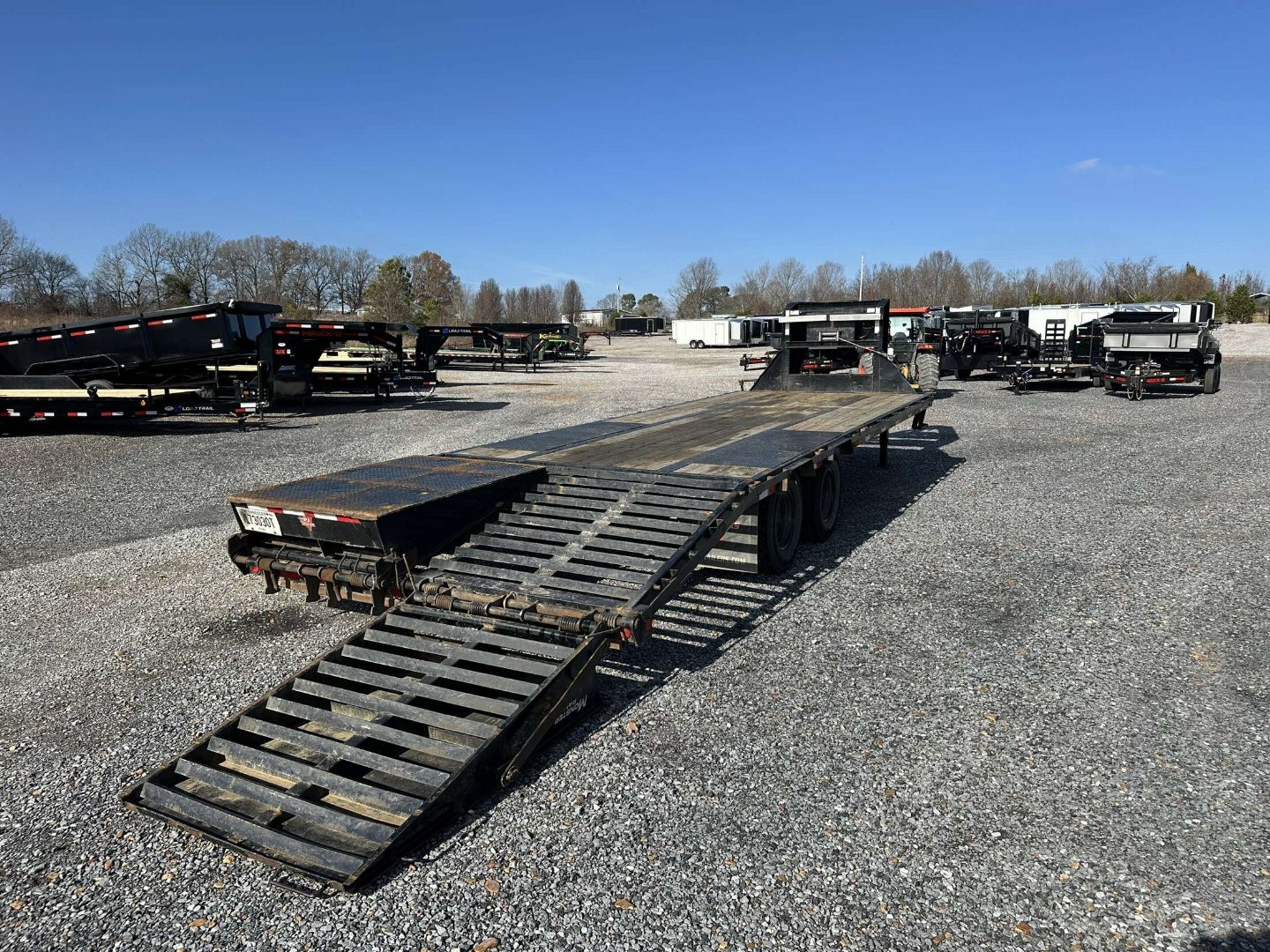 Used 2021 102"x25' PJ 22k Gooseneck Flatbed Trailer