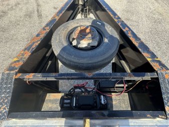 Used 2021 102"x25' PJ 22k Gooseneck Flatbed Trailer
