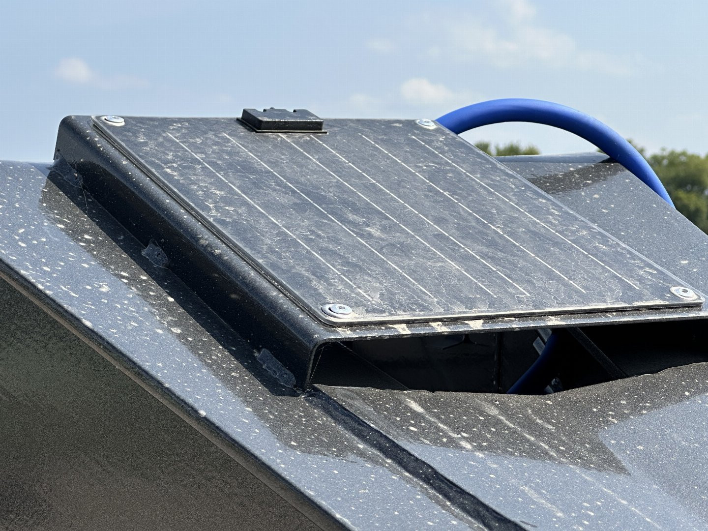 New 2025 Load Trail 102"X34' 40K Hyd Dove Gooseneck Trailer