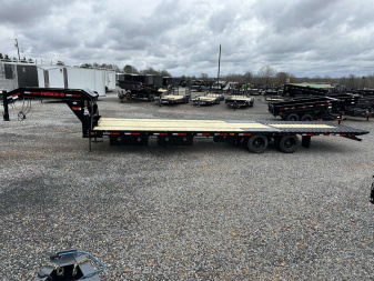 New 2025 MAXXD 34' x 102" 30k Hyd Dove Gooseneck Trailer