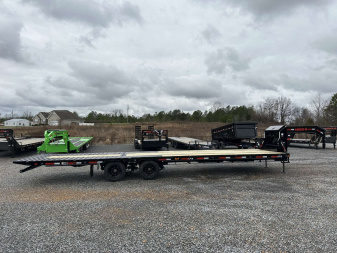 New 2025 MAXXD 34' x 102" 30k Hyd Dove Gooseneck Trailer